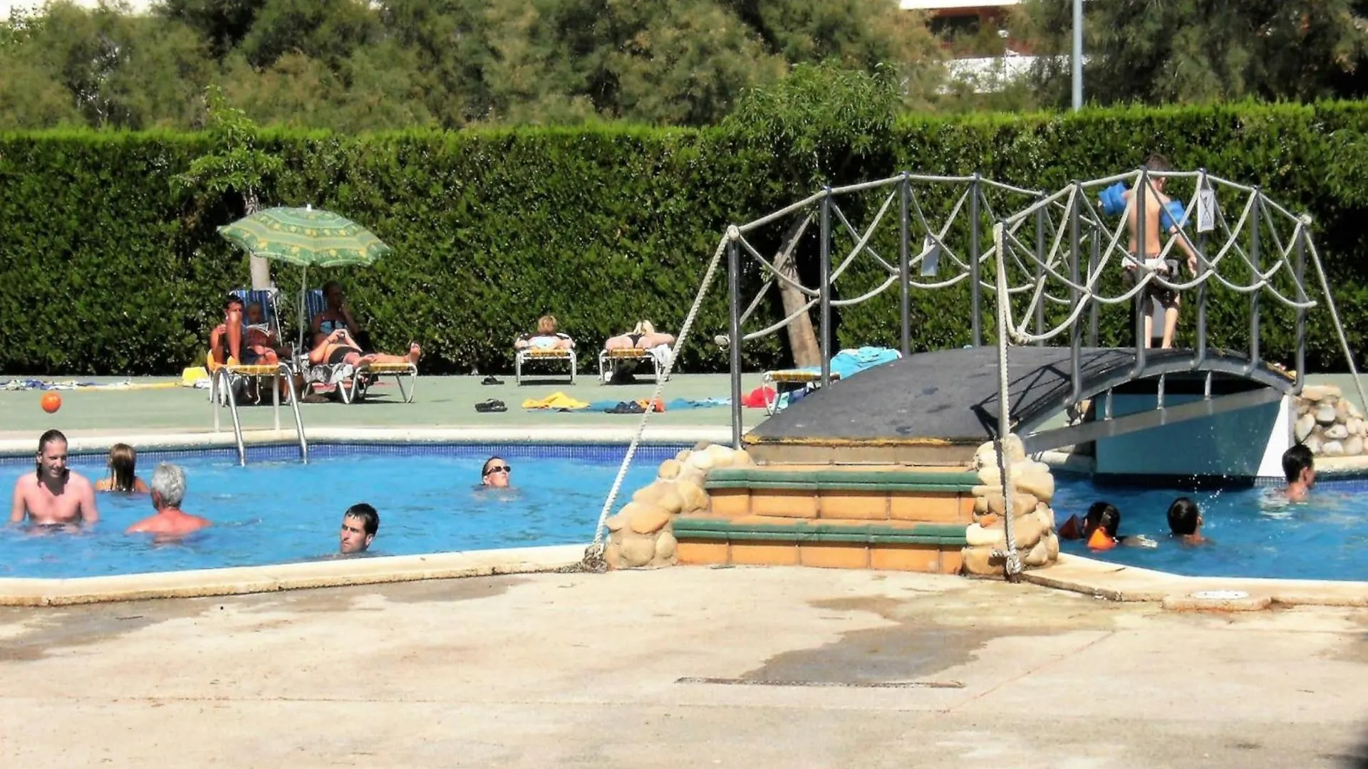 דירות ל'אסטרטיט Jardins Del Mar 023 ספרד